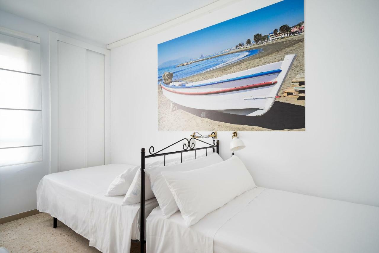 Arcos Beach Infostays - Free Parking Málaga Buitenkant foto